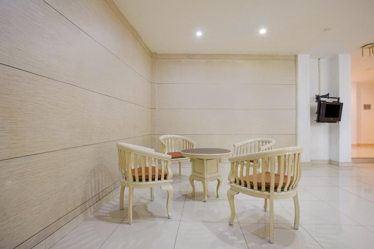 Gania Hotel Bandung Exterior photo