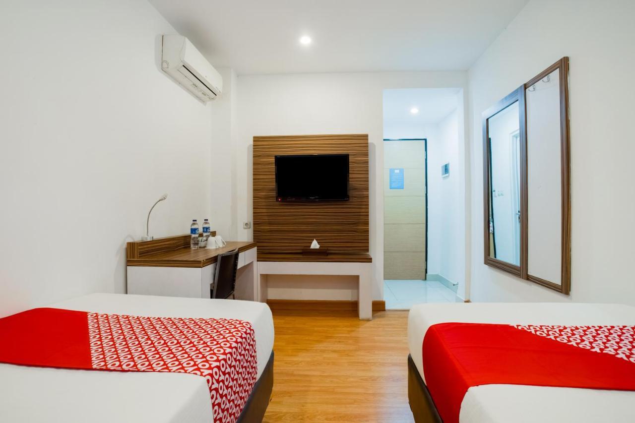 Gania Hotel Bandung Exterior photo