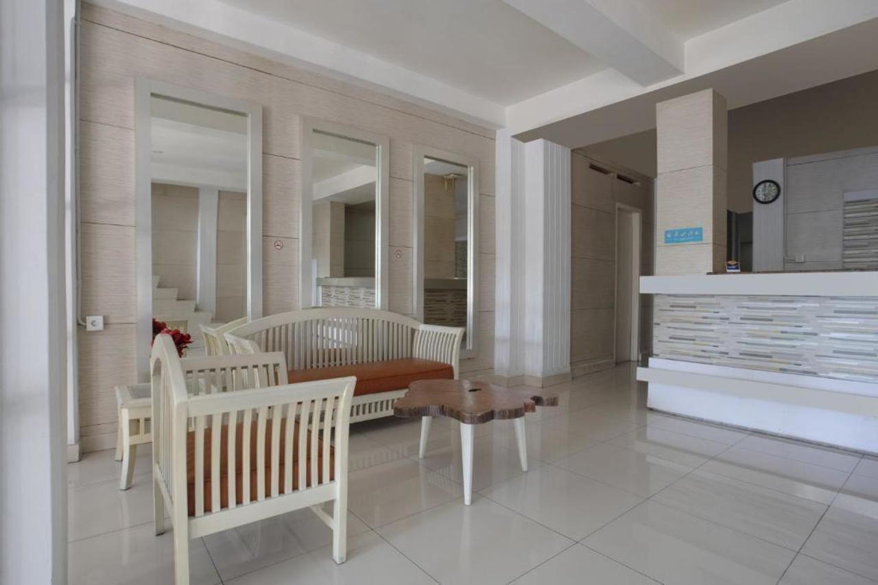 Gania Hotel Bandung Exterior photo